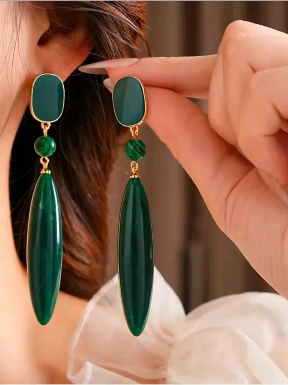 Elegant Green Drop Earrings with Gold Accents - Women Jewelry